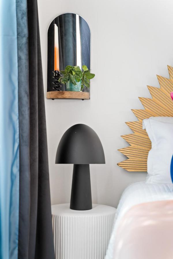 Insta Worthy Home! *Sleeps 8* - Walker'S Point! Милуоки Экстерьер фото